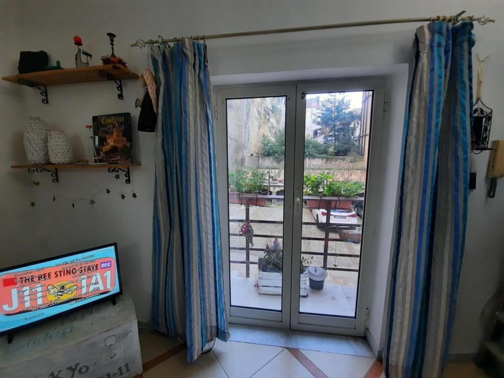 Apartmán La Casa Nella Roccia Neapol Exteriér fotografie