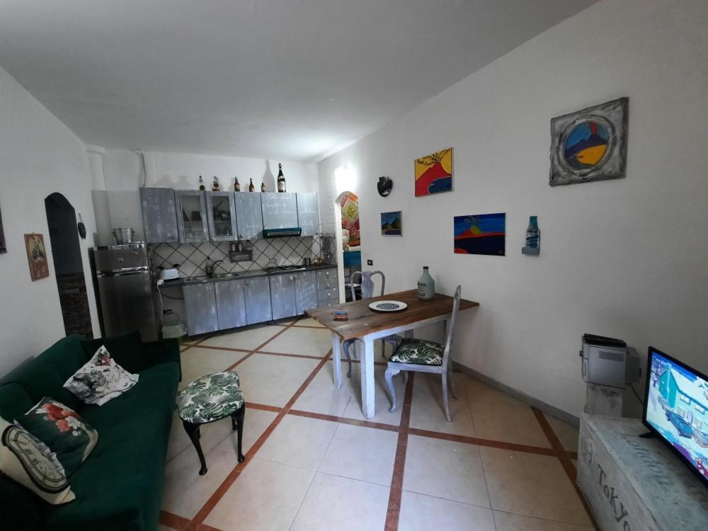 Apartmán La Casa Nella Roccia Neapol Exteriér fotografie